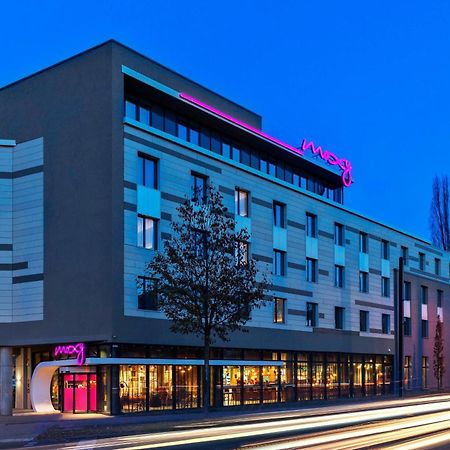 Moxy Duesseldorf South Hotell Eksteriør bilde