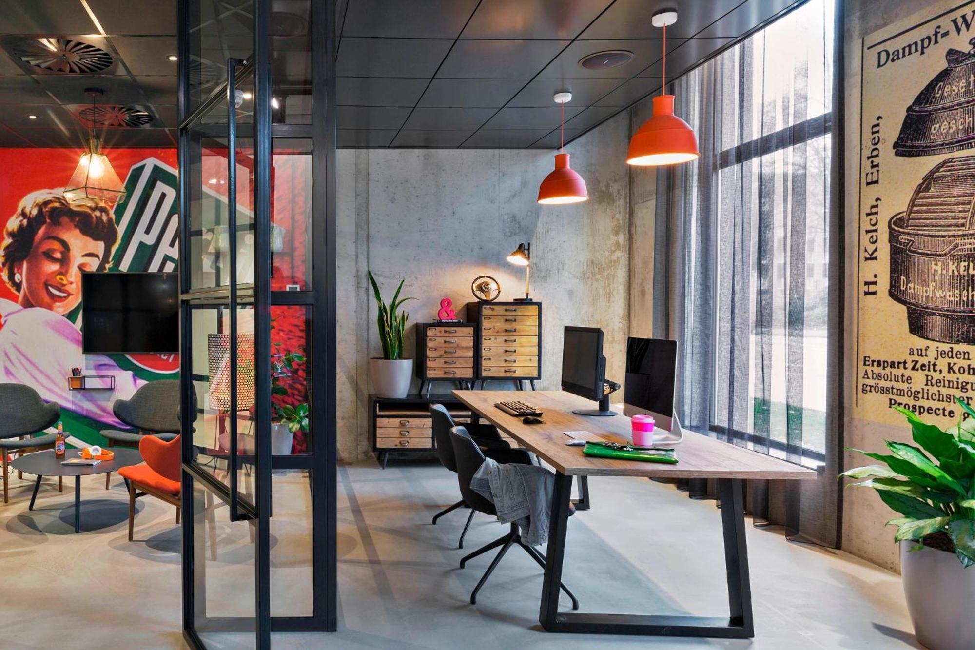 Moxy Duesseldorf South Hotell Eksteriør bilde